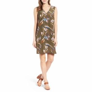 Halogen V-Neck Shift Dress